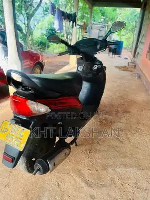 Mahindra Uzo 125 2015