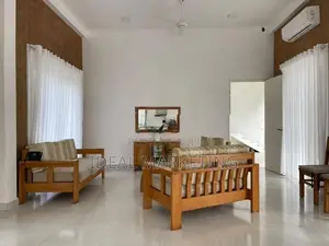 Prime House for Sale - Padukka (EM595)