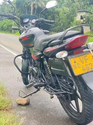 Bajaj Discover used 2010
