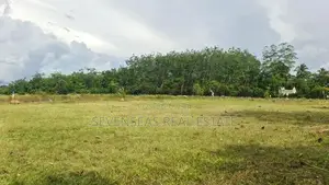 ඇහැලියගොඩ නගරසීමාවෙන් අගනා නේවාසික බිම් කොටස් විකිණීමට