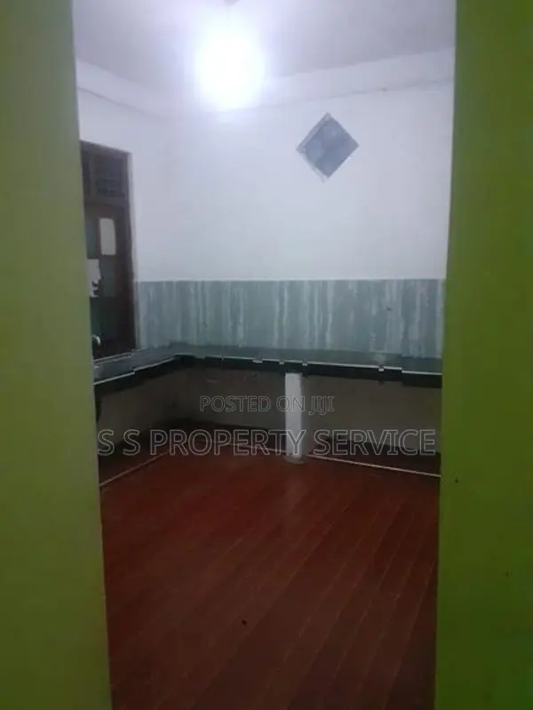 House is for sale in Habarakada Junction (SSPH-285)