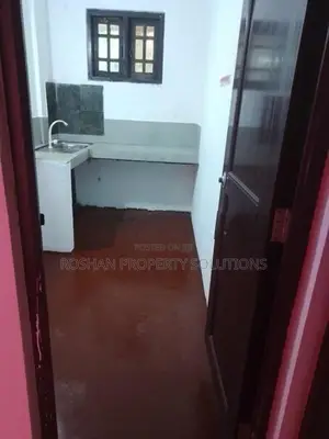 Uspair House for Rent in Rathmalana