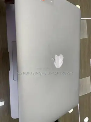 Apple Mackbook Air