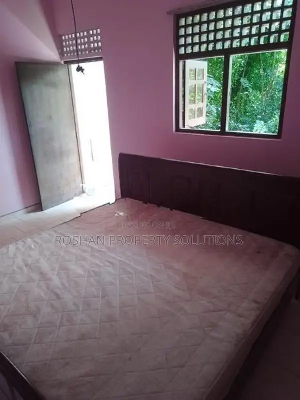 Uspair House for Rent in Rathmalana