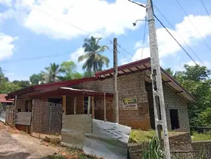 3 Bedroom House in Warakapola, Alawwa