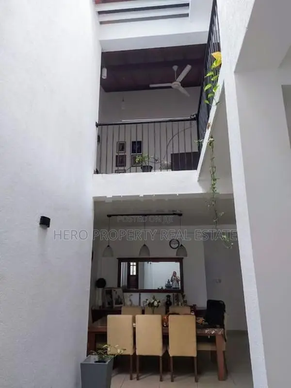 Luxury House for Rent in Mawaramandiya