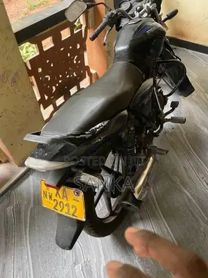 Bajaj Discover Blue color 2011