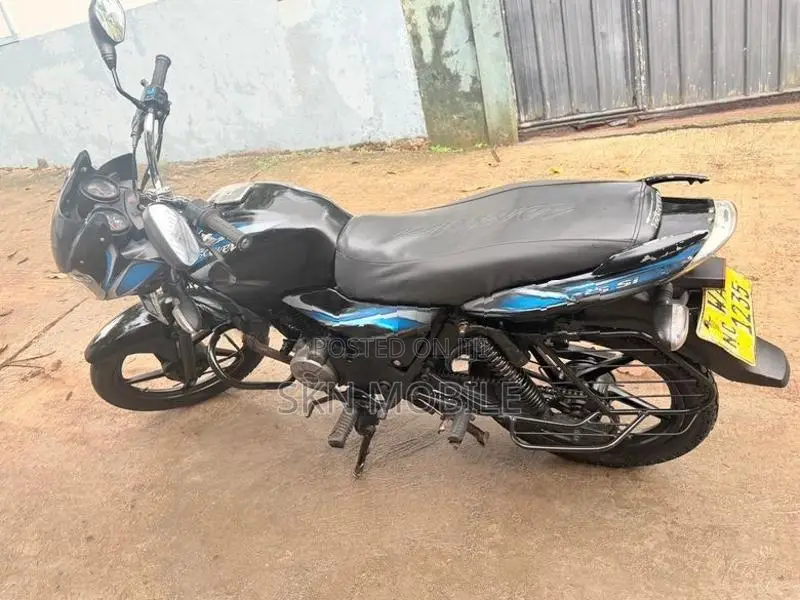 Bajaj Discover 2010