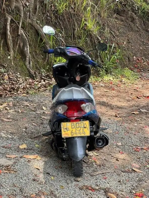 Yamaha Ray ZR Z 2015