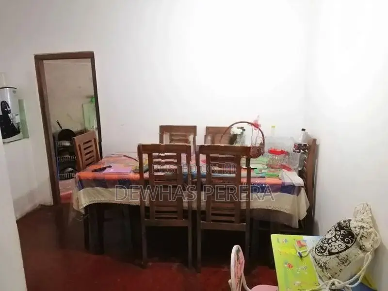 House for sale ranmutugala road kirillawala kadawata