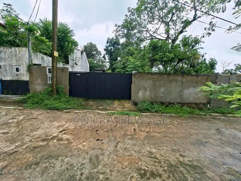 කඩුවෙල සුදුසු හතරැස් ඉඩමක් විකිණීමට (ID:KDWL003S)