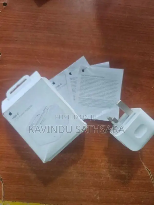 Apple 20W Power Adapter