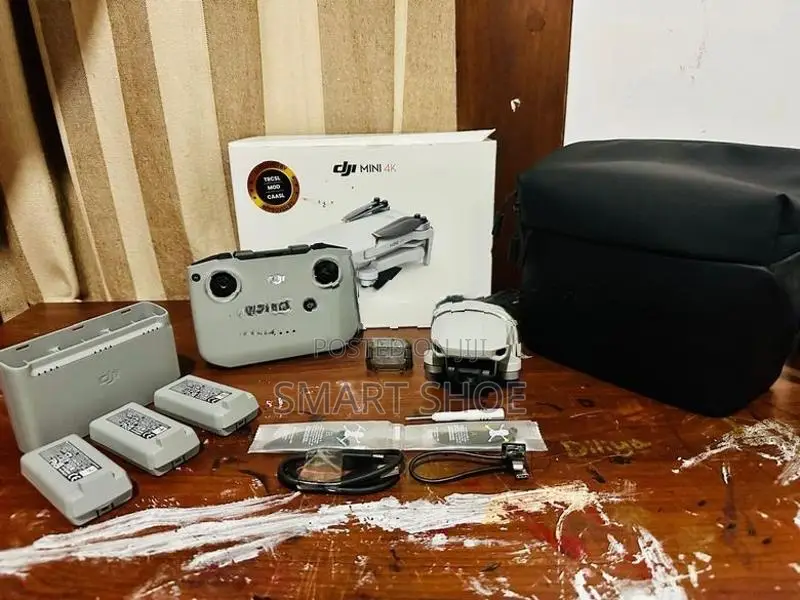 Dji Mini 4 K- Fly More Combo
