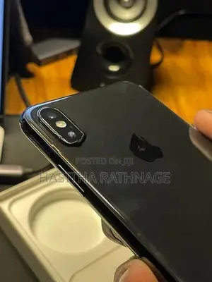 Apple iPhone X (Used)