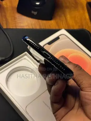 Apple iPhone X (Used)