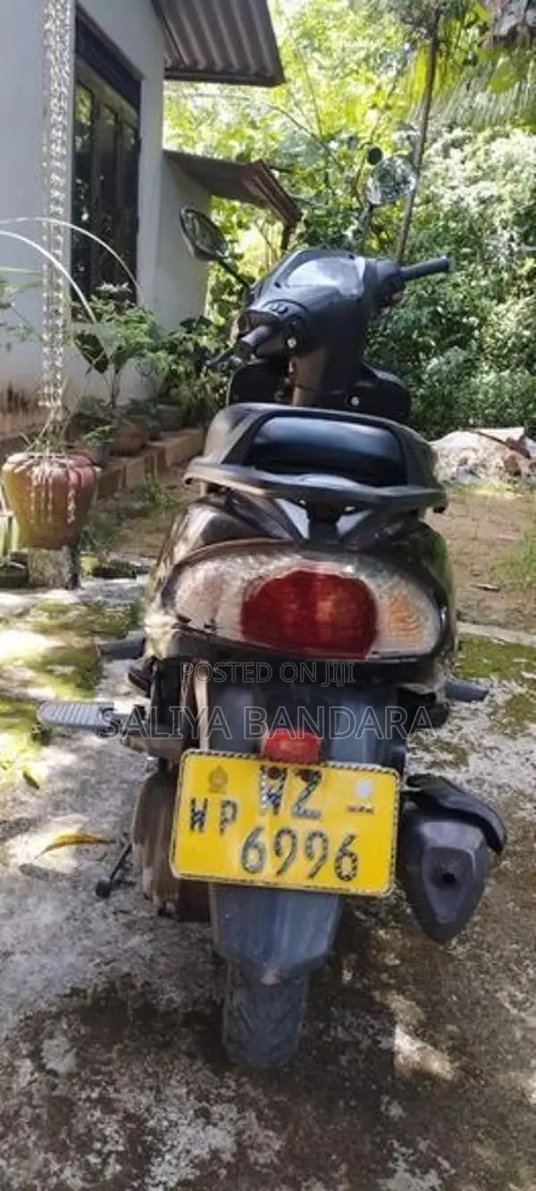 TVS Wego 110 2011