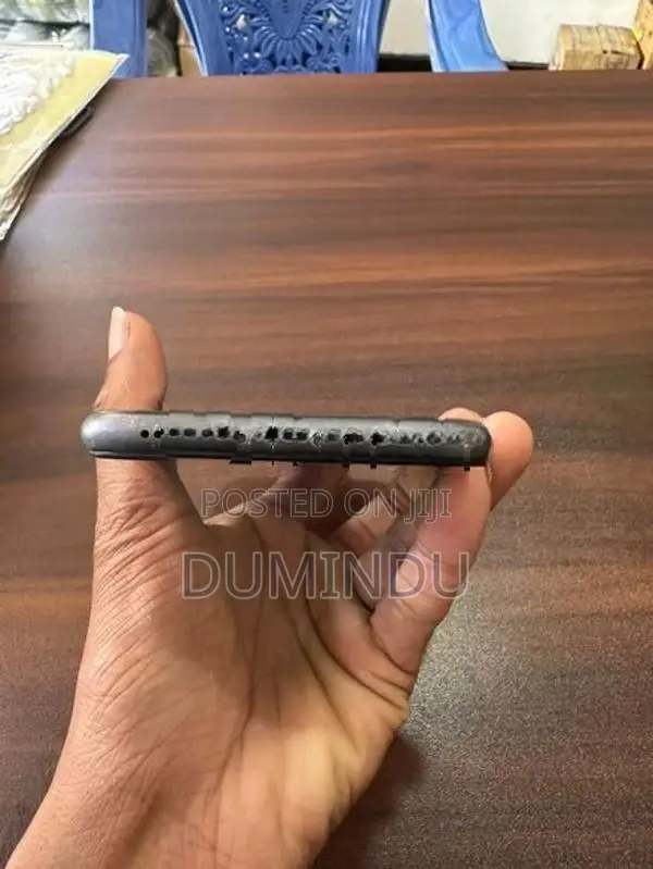 Apple iPhone 11 128GB (Used)