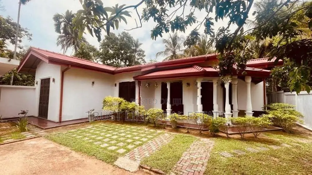 Single Storey House for Sale in Kurunagala