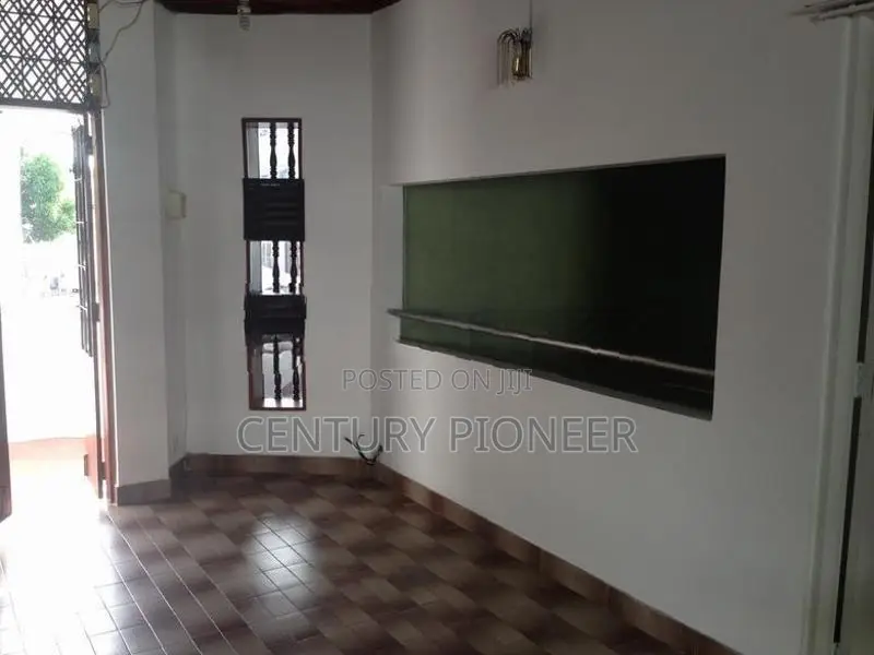 House for sale in Colombo 7