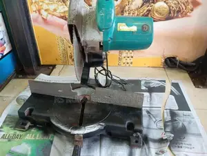 Makita Bar Cutter Machine