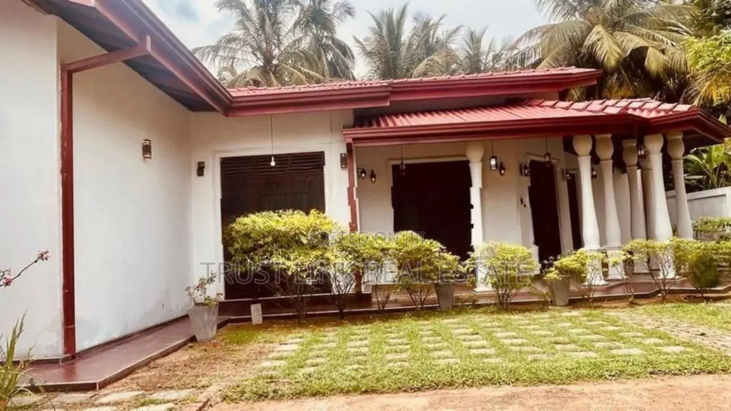 Single Storey House for Sale in Kurunagala