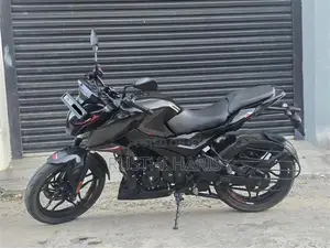 Bajaj Pulsar N160 2025