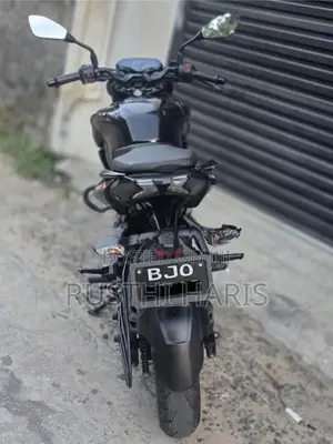 Bajaj Pulsar N160 2025