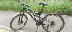 Tomahawk GT3 Mountain Bicycle