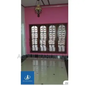 Red Floor Small Annex Mahragama Arawala