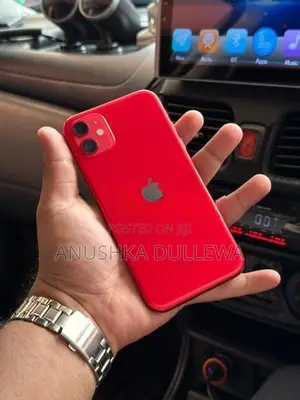 Apple iPhone 11 Red (Used)