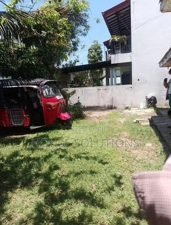 9 P Land for sale Near to galle road good Neighborhood