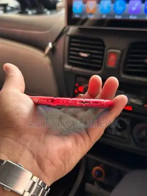 Apple iPhone 11 Red (Used)