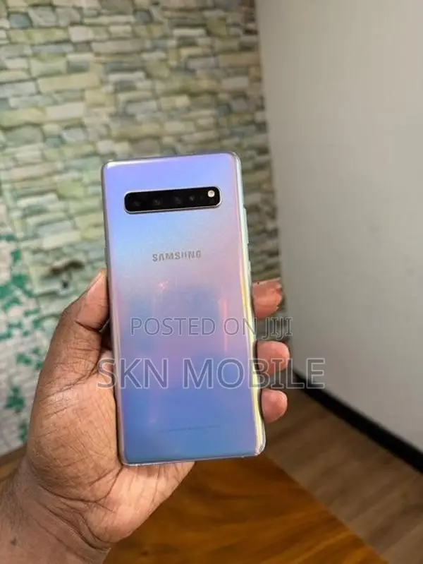 Samsung Galaxy S10 5G 8GB 256GB (Used)