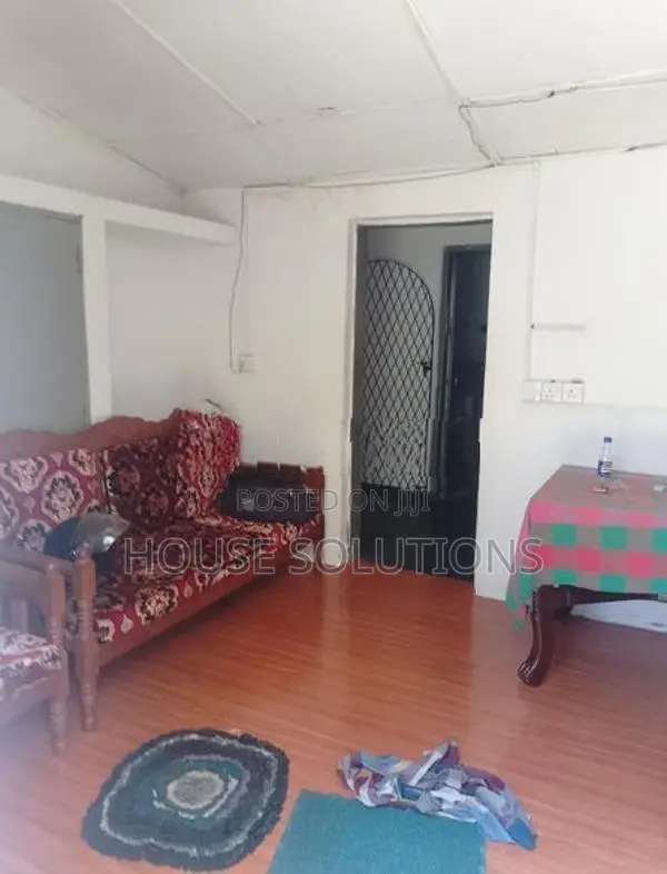 9 P Land for sale Near to galle road good Neighborhood