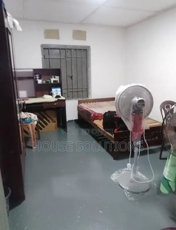 9 P Land for sale Near to galle road good Neighborhood