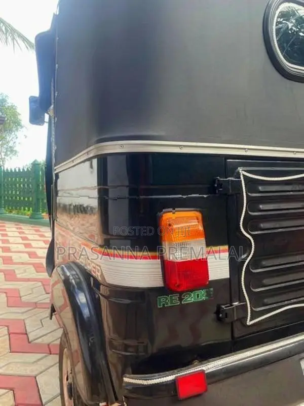 Bajaj RE Three Wheeler 2012