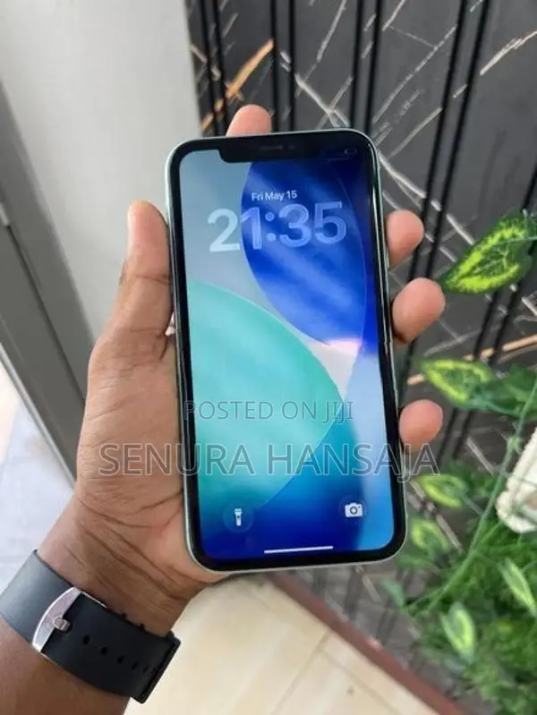 Apple iPhone 11 128GB (Used)