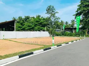 Elegance Land for Sale in Athurugiriya