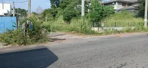 Piliyandala , Madapatha Bus Road Facing Land for Sale