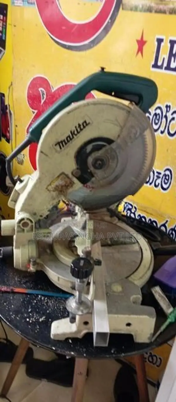 Makita Aluminium Bar Cutter