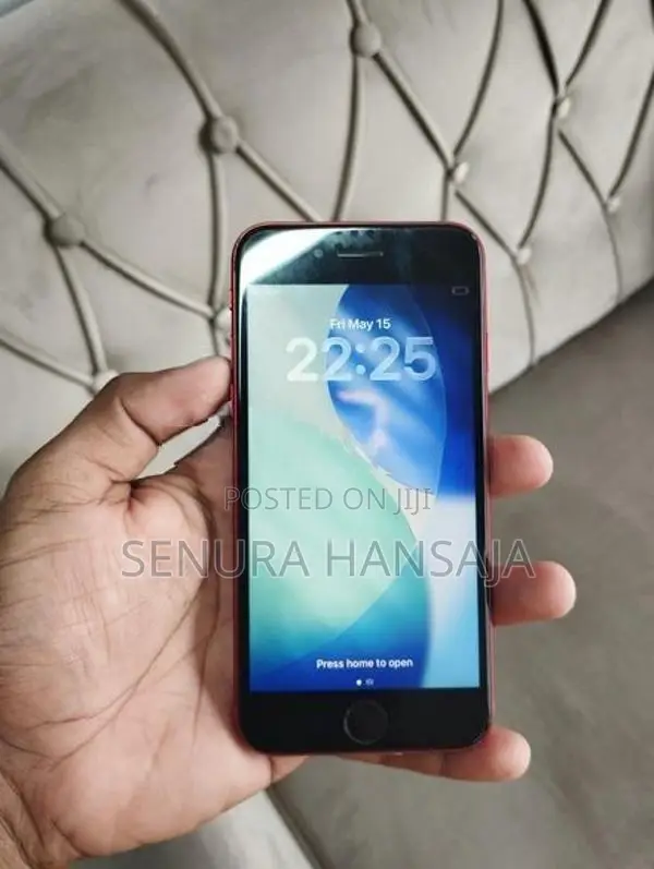 Apple iPhone SE 2 (Used)