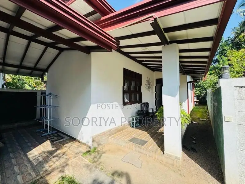 Single Storey House for Sale - Piliyandala