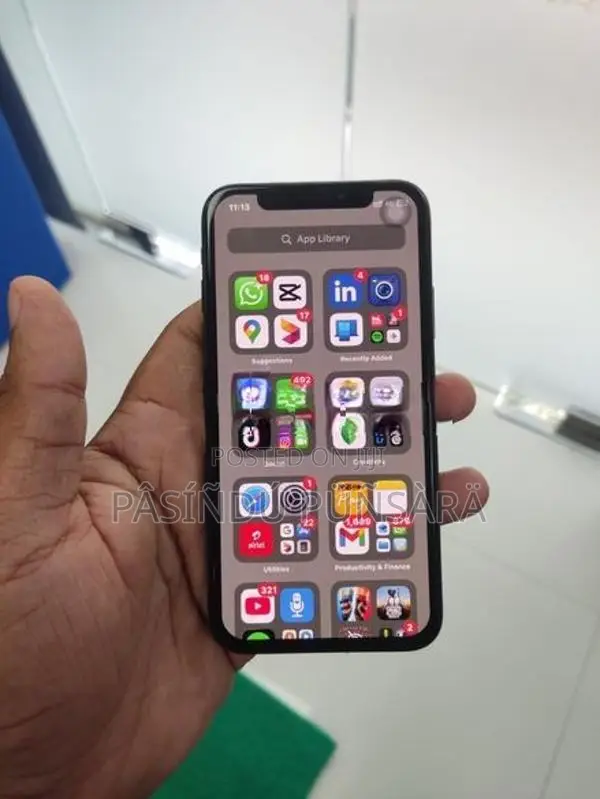 Apple iPhone XS (Used)