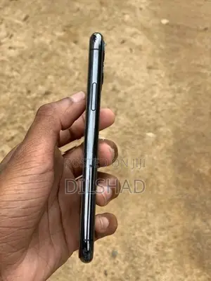 Apple iPhone 11 Pro (Used)