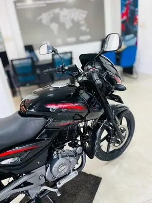Bajaj Pulsar 180 2017