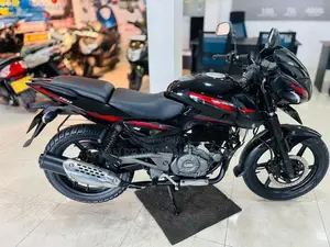 Bajaj Pulsar 180 2017