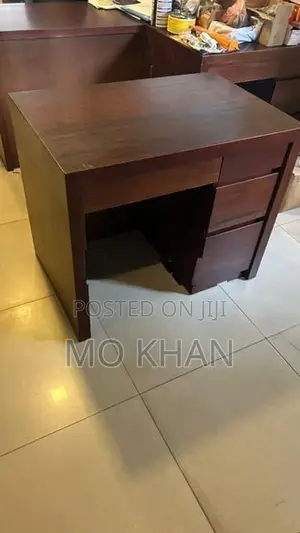 4 x Mahugany Office Table - Size 3' 2'