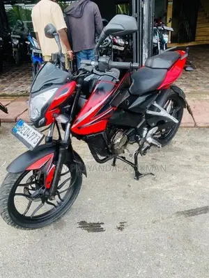 Bajaj Pulsar 150 Ns 2016