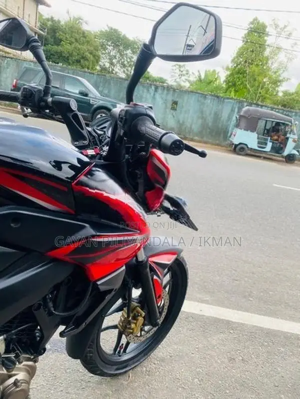 Bajaj Pulsar 150 Ns 2016