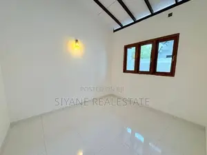Beautiful Modern Luxury House for Sale in Athurugiriya